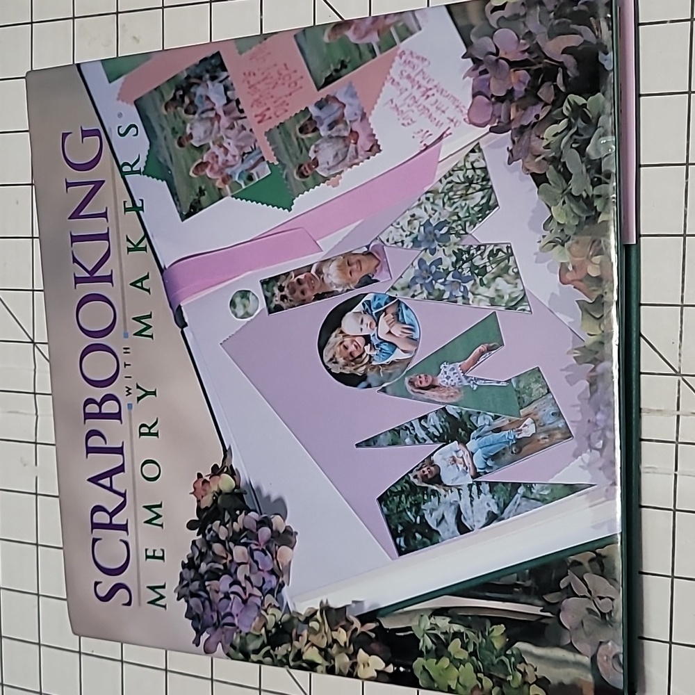Scrapbooking with Memory Makers by Michele Gerbrandt & Kerry Arquette Hardcover